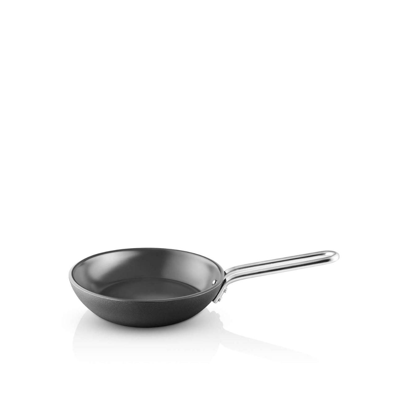 Professional Stekepanne 20 cm Slip-Let® Laser Titanium