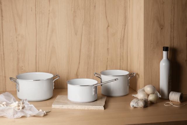 White Line Gryte 3,8 L 20 cm keramiske Slip-Let® belegget